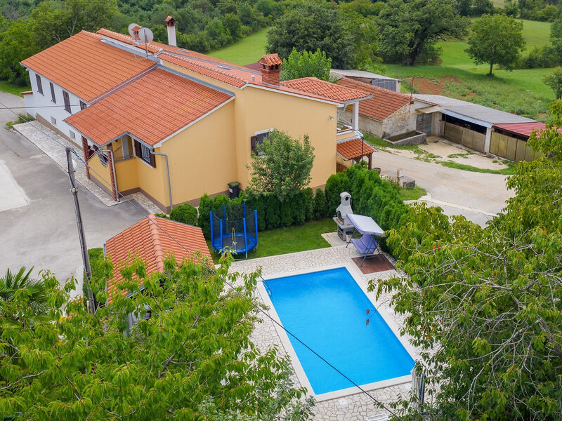 Vila 1318-763