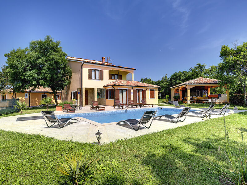 Vila 1318-767