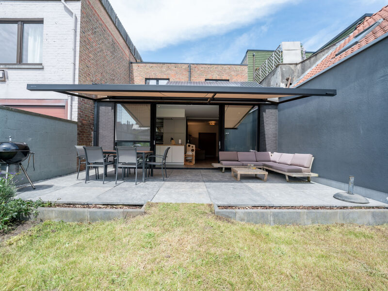 La Gabane quiet but central house