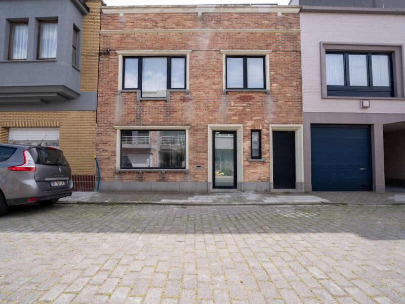 La Gabane quiet but central house