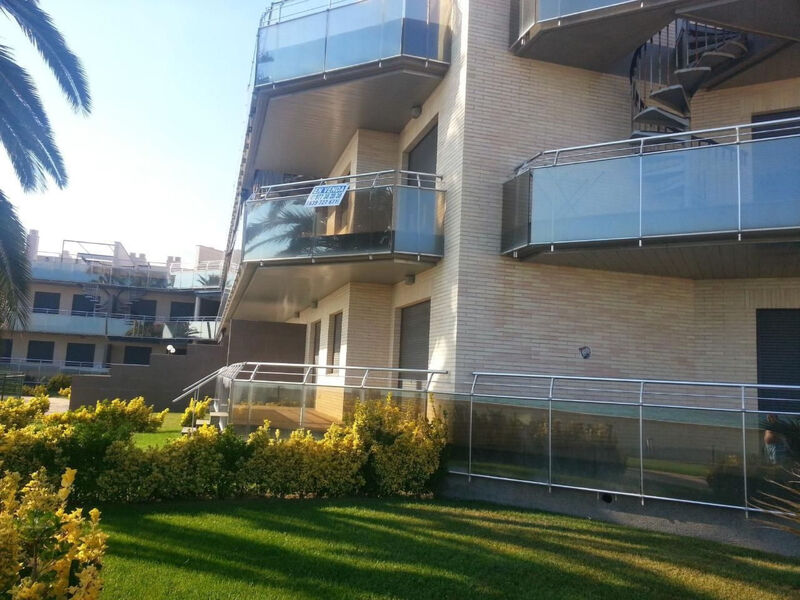 LUXUS APPARTMENT MIT MEERSICHT AUS DER TERRASSE