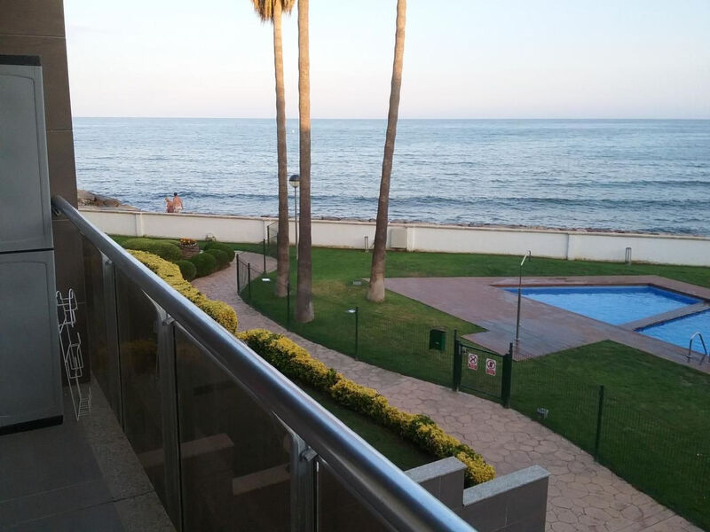 LUXUS APPARTMENT MIT MEERSICHT AUS DER TERRASSE