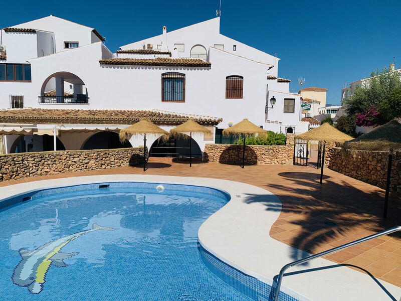 Los Geraneos de Capistrano