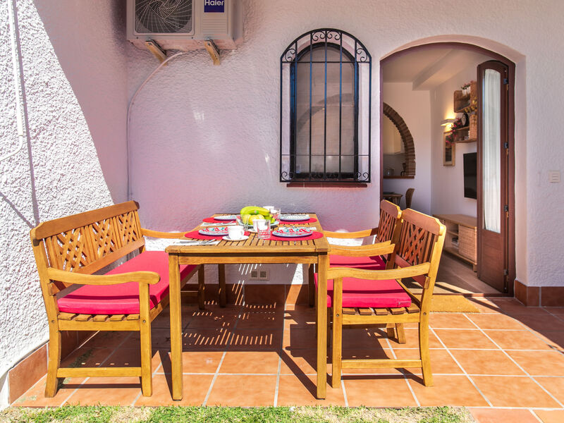 Los Geraneos de Capistrano