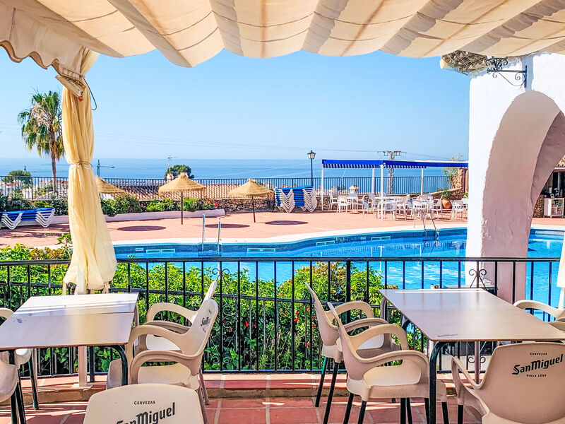 Los Geraneos de Capistrano