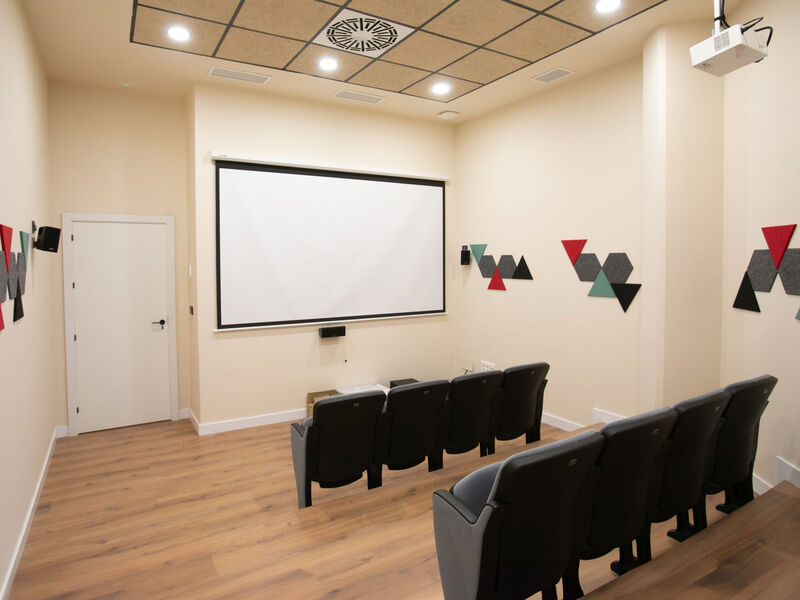 Heaven Free Spa & Padel