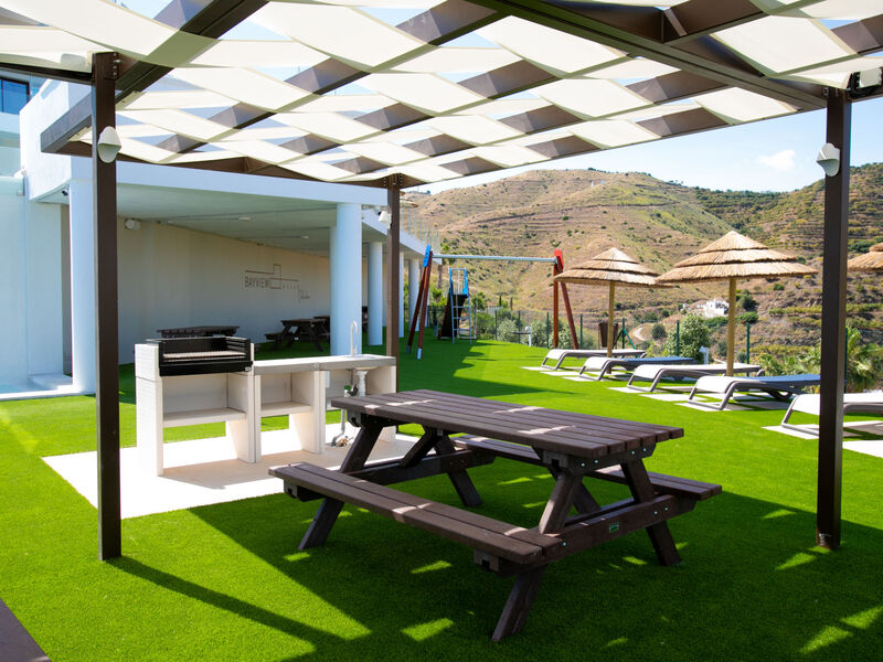 Bayview Collection free Spa & Padel