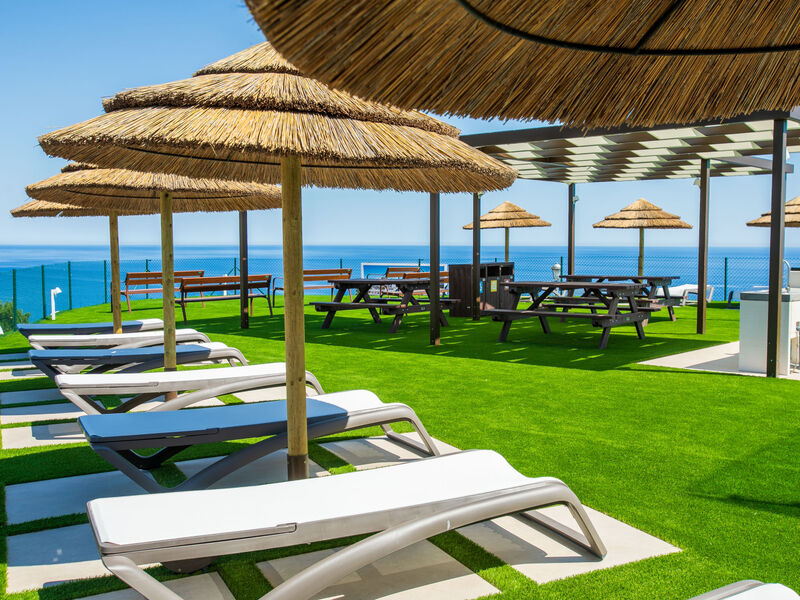 Bayview Collection free Spa & Padel