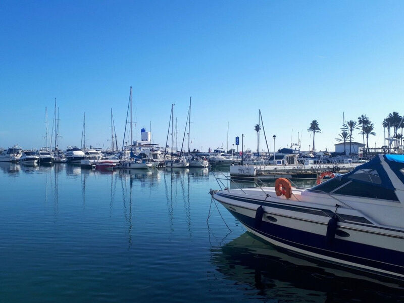 Luxuriöses Apartment am Strand