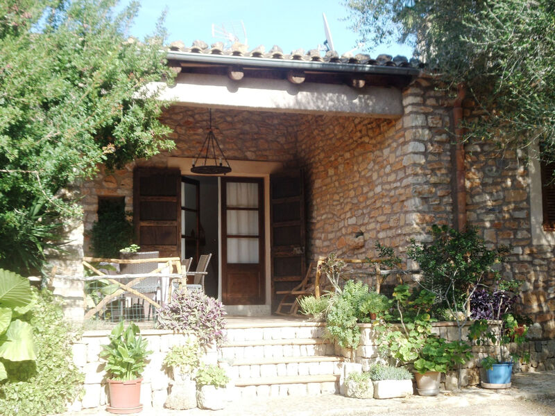 Finca Casa Alba - großer Außenbereich für Kinder