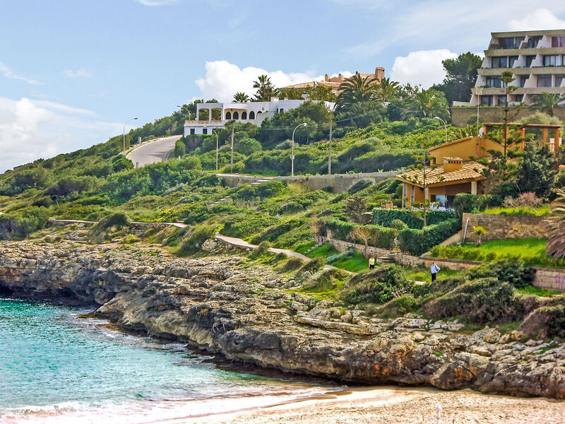 Cala Mendia Sea Views