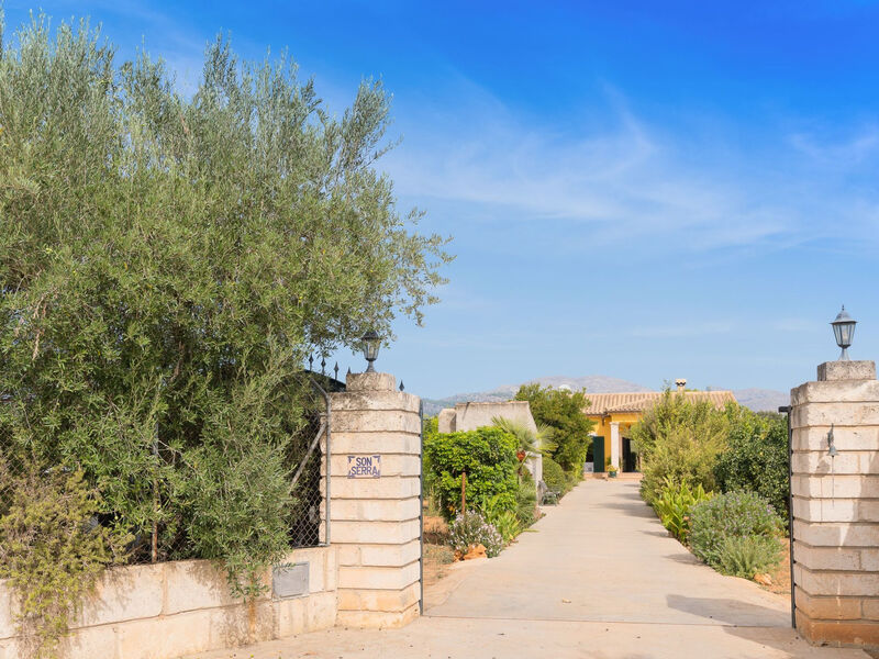 Son Serra