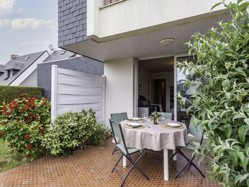 Village De Légenèse