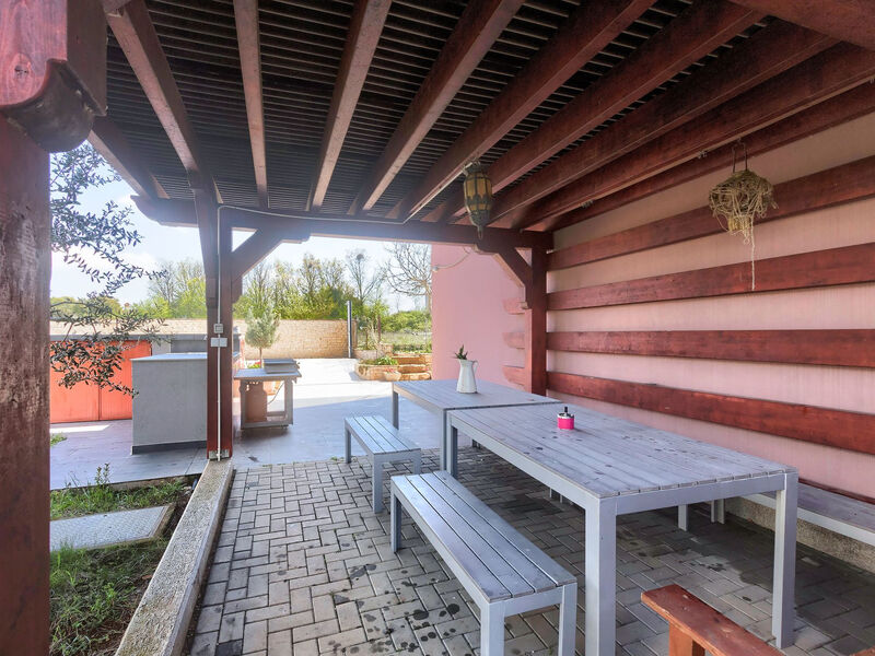 Geräumige Ferienwohnung Lavanda 4