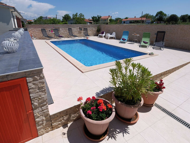 Geräumige Ferienwohnung Lavanda 4