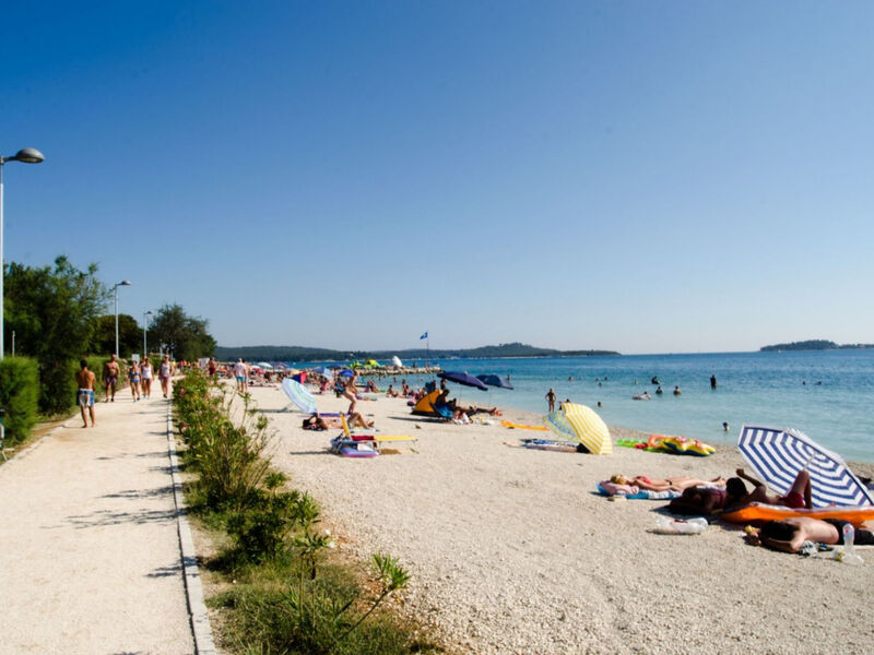 Anemona, Dorf Valbandon