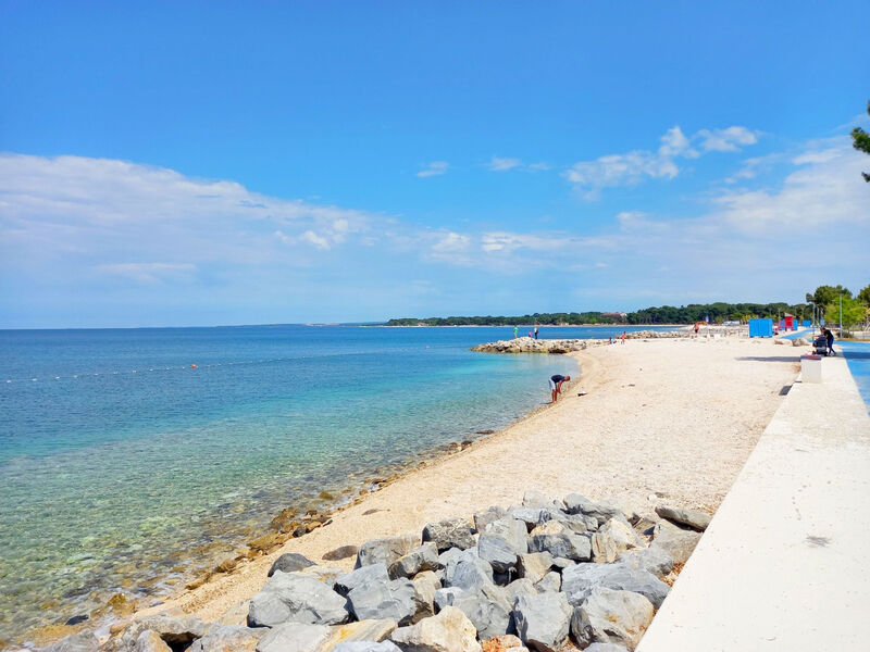 Anemona, Dorf Valbandon