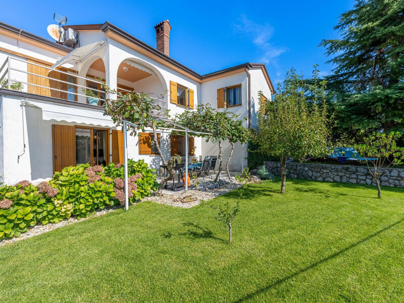 Vacation Apartment Helga