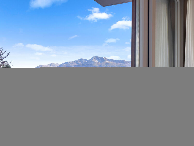 Marigny Dent-Blanche