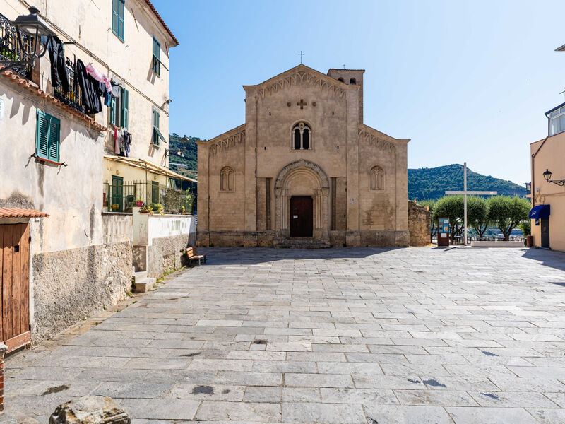 Entre Collines Et Mar