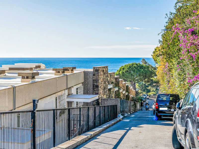 Capo Pino tra le Onde