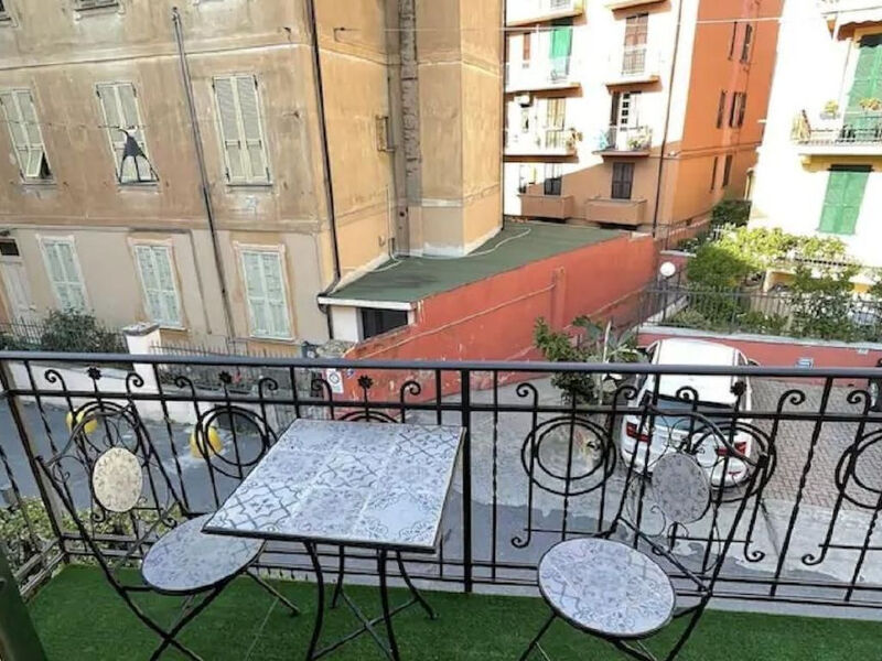 ALASSIO BEACH HOUSE - SEASIDE RELAXED LIVING