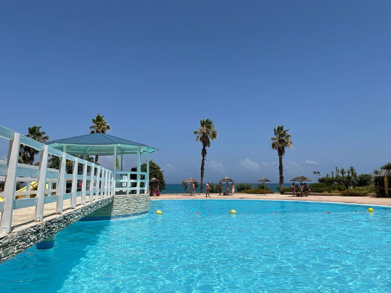 Happy Standard Extra Hillside