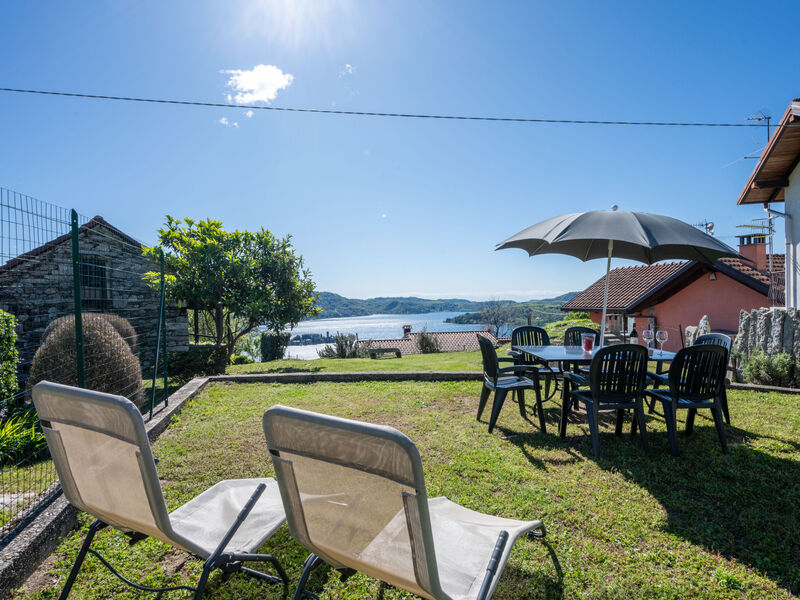 Casa Monte San Giulio