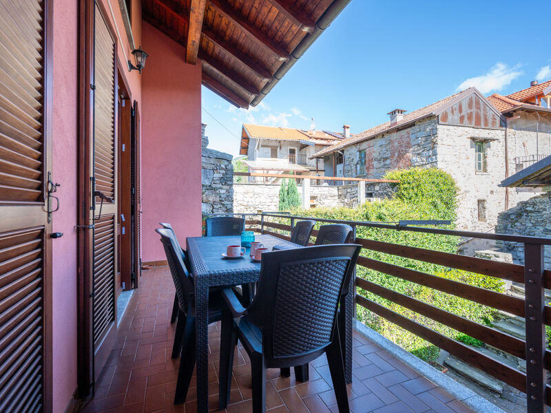 Casa Monte San Giulio