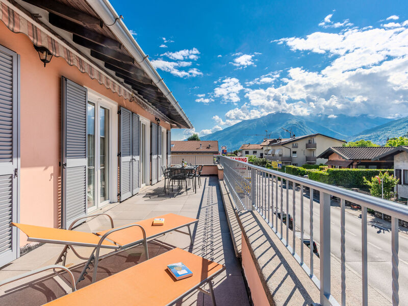 Domaso central apartment