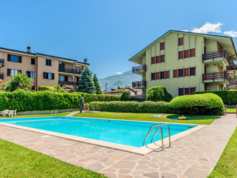 Miralago Guest House