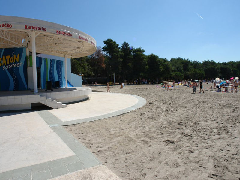 Zaton Holiday Resort - mobilní domky