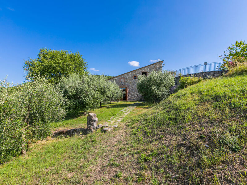 Cerretino group house 14 sleeps