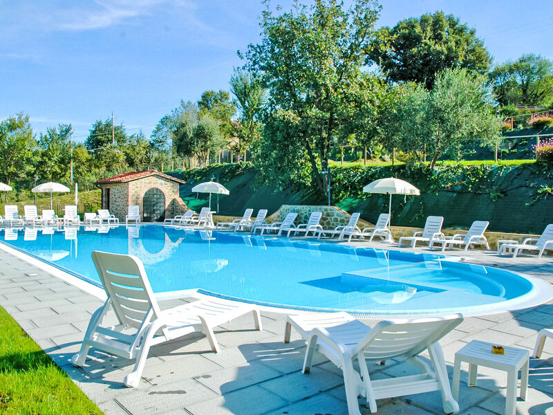 Hillside Pretty Home