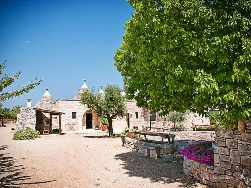 Trullo degli Archi, Entspannung und Essen und Wein