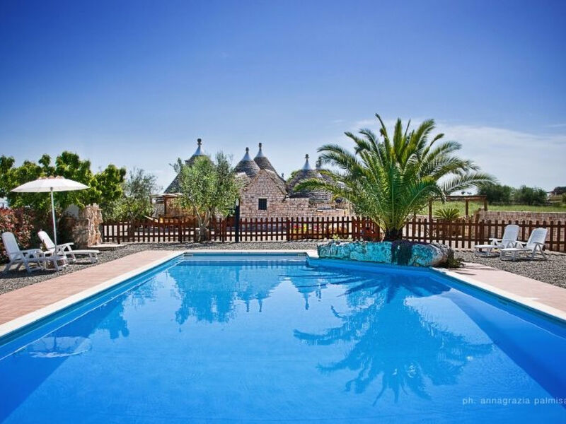 Trullo degli Archi, Entspannung und Essen und Wein