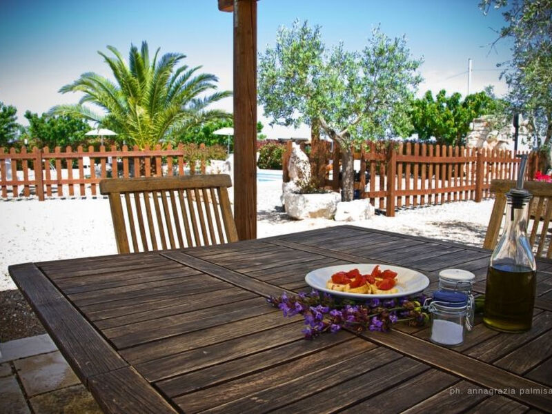 Trullo degli Archi, Entspannung und Essen und Wein