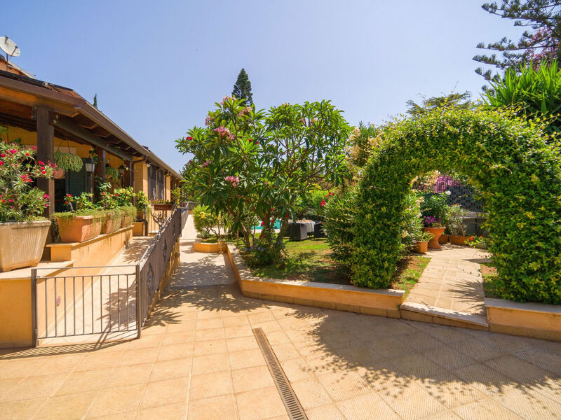 Luxus, Zentrum von Palermo, Mittelmeerpark, 3 km vom Strand entfernt, exklusive