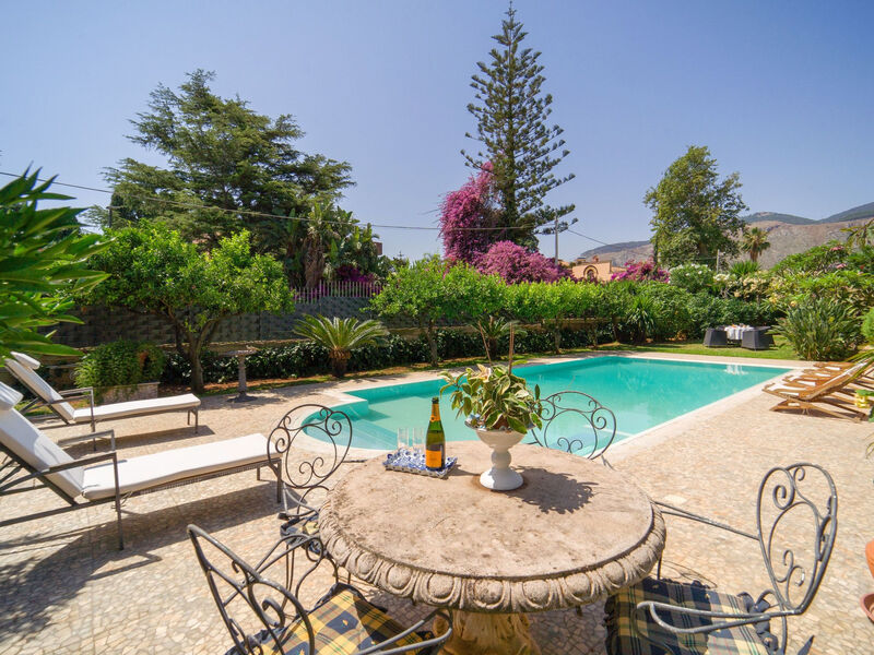 Luxus, Zentrum von Palermo, Mittelmeerpark, 3 km vom Strand entfernt, exklusive