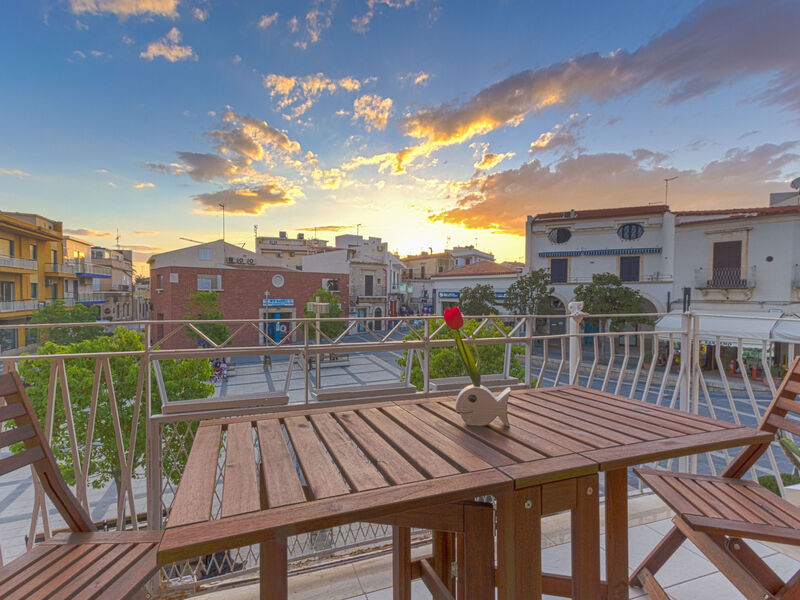 Talete, im Zentrum 40 m vom Strand entfernt