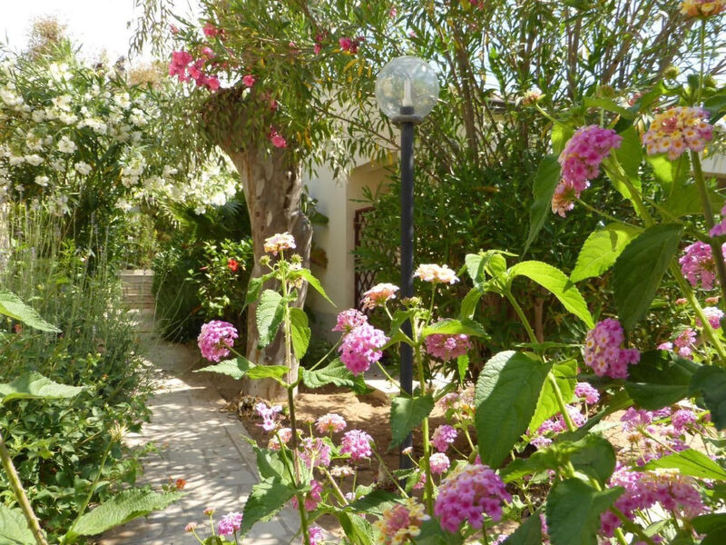 Schöner zentraler Bungalow direkt am Sandstrand auf Sizilien