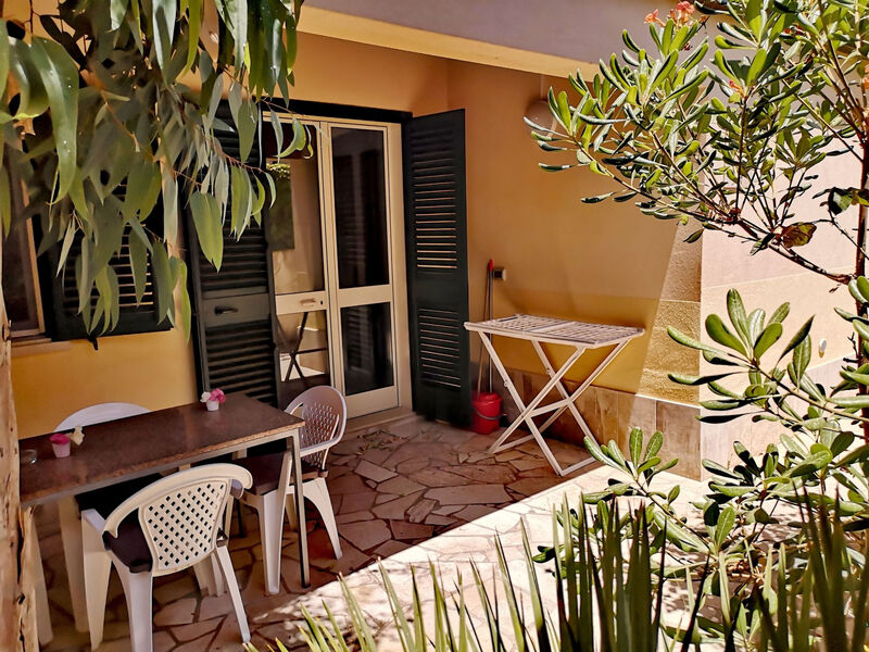 Schöner zentraler Bungalow direkt am Sandstrand auf Sizilien