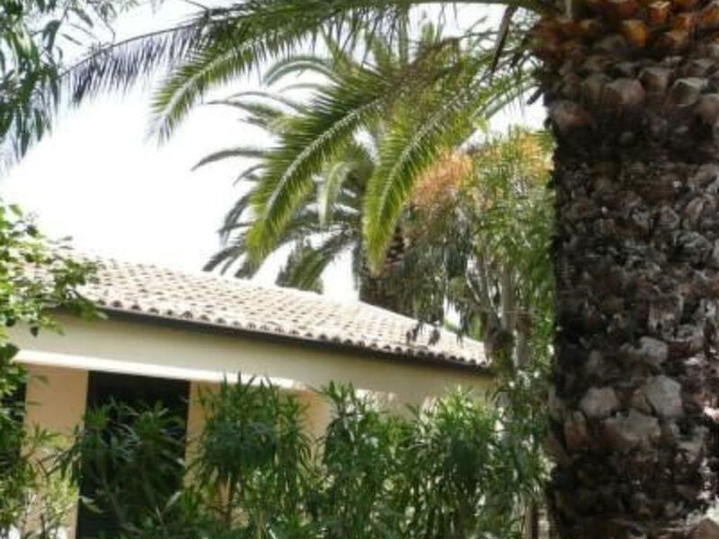 Schöner zentraler Bungalow direkt am Sandstrand auf Sizilien