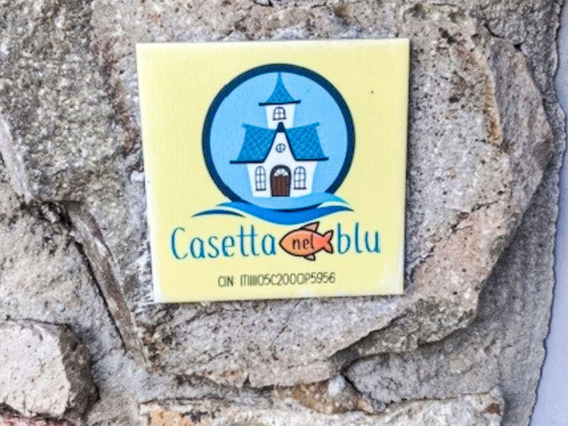 Casetta nel blu