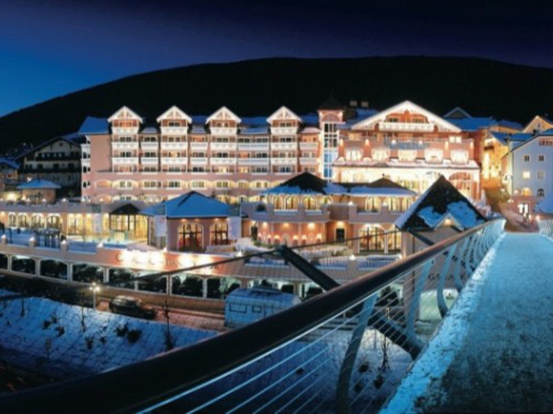 Family & Spa Grand Hotel Cavallino Bianco