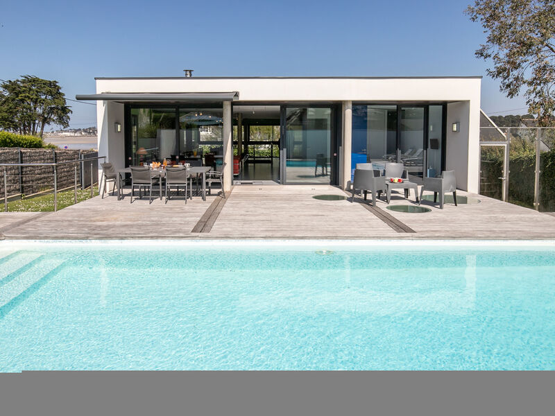 Ferienhaus Mit Pool