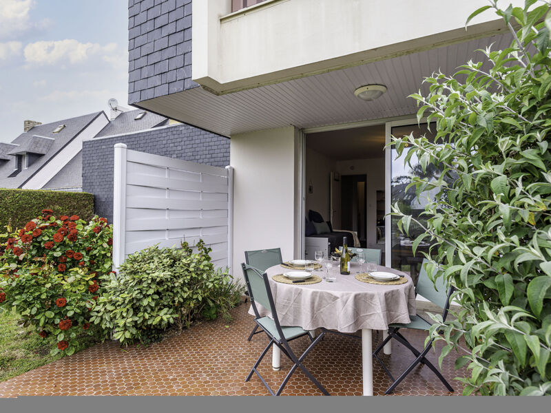 Village De Légenèse