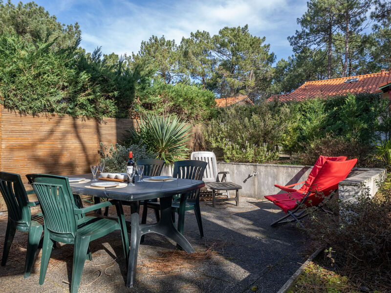 Jardins De La Pinède