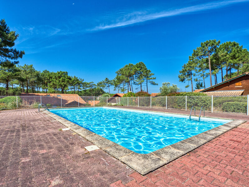 Jardins De La Pinède