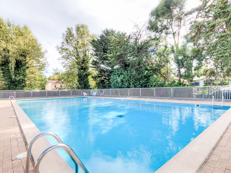 Les Bastides De Grand Stade